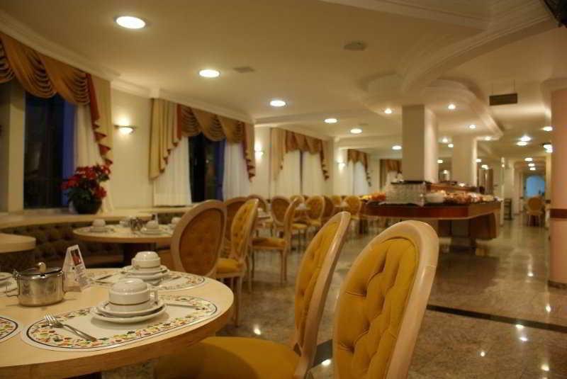 Hotel Del Rey Curitiba By Poty - Na Famosa Rua XV De Novembro Extérieur photo