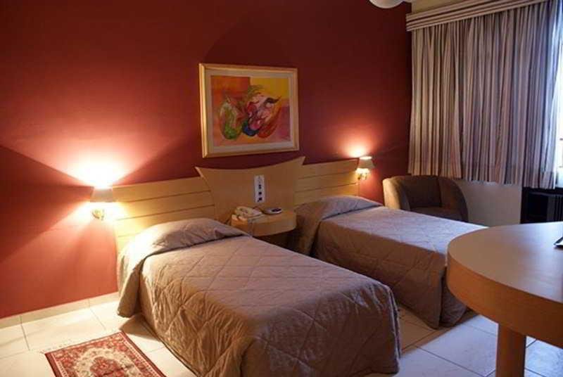 Hotel Del Rey Curitiba By Poty - Na Famosa Rua XV De Novembro Extérieur photo