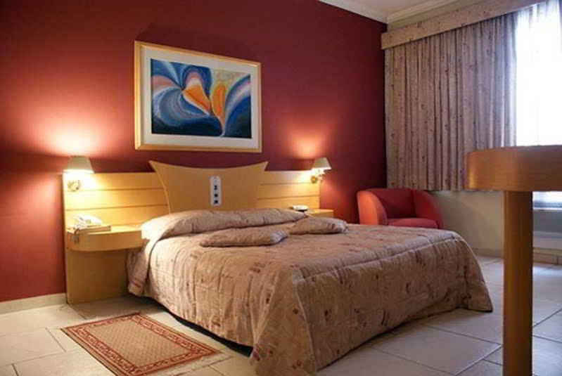 Hotel Del Rey Curitiba By Poty - Na Famosa Rua XV De Novembro Extérieur photo